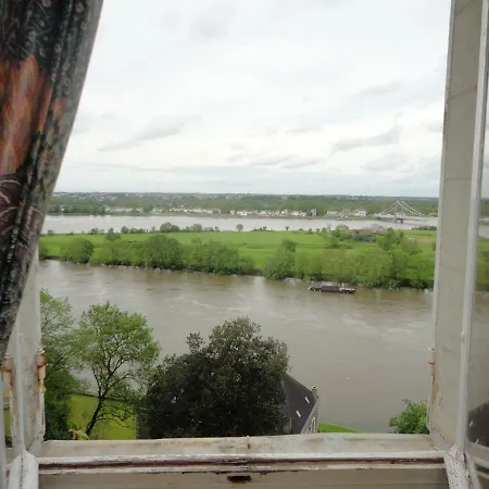 Aux Lumieres De Loire Guest house *